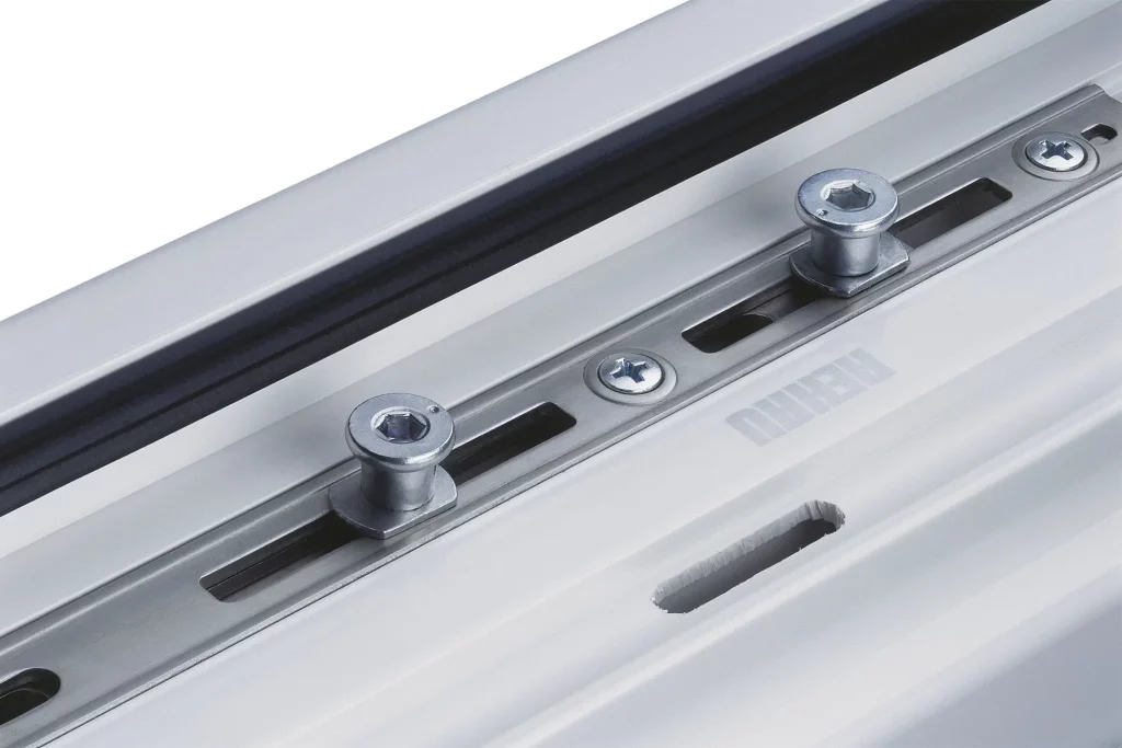 reparation fenetre PVC Paris 75008