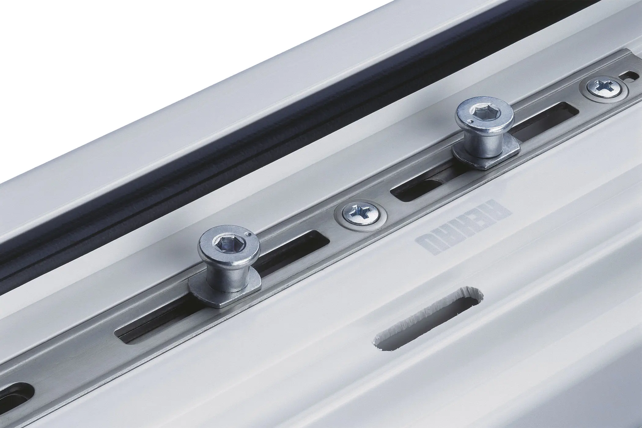 reparation fenetre PVC Paris 75008
